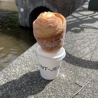 Yuzu cruffin  at Saint-Jean in Amsterdam