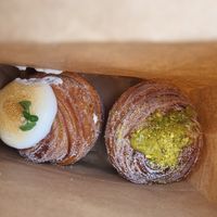 lemon vanilla and pistacchio cruffins at Saint-Jean in Amsterdam