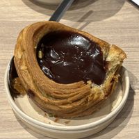 The center filling is like American Chocolate Pudding but much elevated taste. It’s delicious!    at Saint-Jean in Amsterdam