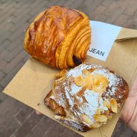  at Saint-Jean in Amsterdam