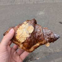  at Saint-Jean in Amsterdam