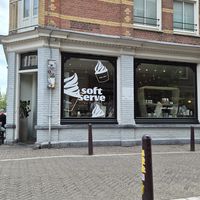  at Saint-Jean in Amsterdam