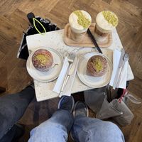 Pistachio cruffin’s 💚🥐🧁 (THE MAIN EVENT!) & pistachio cloud latte’s 🤩✨  at Saint-Jean in Amsterdam