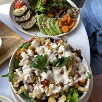Cauliflower tahini salad + vegan plate at Café Sao in Lisbon