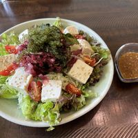 島豆腐海葡萄沙拉  at Gajimaru in Okinawa