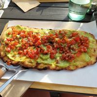 Vegan pinsa with avocado, tomato salsa at Pinsa Imperium in Bad Wildungen