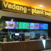 Shop Ansicht  #Veganuary at Vedang - green burger | Skyline Plaza in Frankfurt