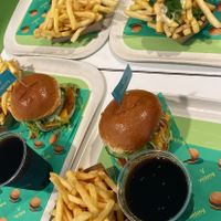 Sehr gutes veganes Fast Food. Top Preis-Leistungs-Verhältnis  at Vedang - green burger | Skyline Plaza in Frankfurt