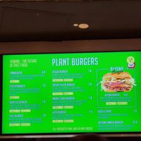 K #Veganuary at Vedang - green burger | Skyline Plaza in Frankfurt