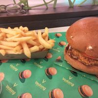Chicken style burger & fries. at Vedang - green burger | Skyline Plaza in Frankfurt