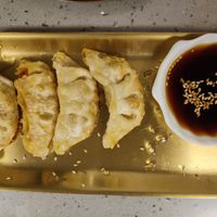 Fried dumplings at Restaurante Coreano Gangnam in Sevilla