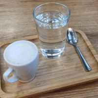 caramel espresso macchiato at Mamafood in Prague