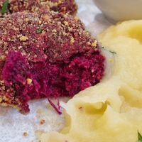 mashed potatos with beet fritters 10/10 at Mamafood in Prague
