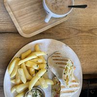 Wrap chicken and hot chocolate  at Mamafood in Prague