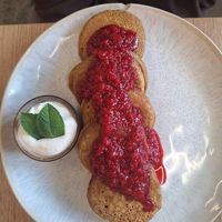 Lívance s malinami at Mamafood in Prague