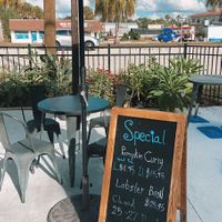 outside seating at Paya Thai Curry in Nokomis