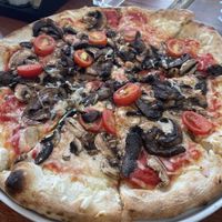 Funghi Misto 14" specialty pizza w/vegan mozz  at D'Oro  in Miami