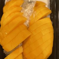 sticky mango rice  at bahn thai in San Diego