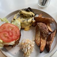 Double Porto Burger 😋 Delicious!! First Vegan experience in Buenos Aires, highly recommend. 🤌  at Mudra Express in Buenos Aires