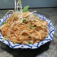 Macarrão e arroz, especiarias at Bangkok Garden in Londrina