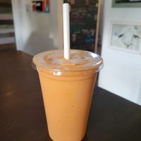 Smoothie at delisheeeYo in Hilton Head Island