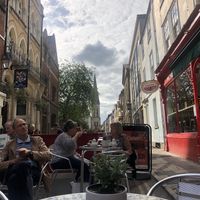 Outdoor seating at The Nosebag Restaurant in Oxford