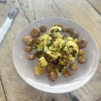 wouldn‘t even be 9€ in europe tbh  at THE SLOW in Mirissa