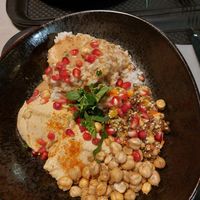 Spicy quinoa & hummus bowl at Vegan Pirates by CloudEatery in Frankfurt