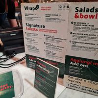 Menu at Base V Juicery in Milan