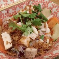 Rice noodles with smoked tofu at LaVietnamita in Barcelona