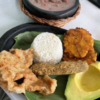 Cazuela de frijol  at Serendipia Encuentro in Salento