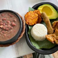 Cazuela de frijol  at Serendipia Encuentro in Salento