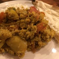 Alu Gobi Gericht, mit Reis und Naan / Alu Gobi with rice and naan  at Bhasin Restaurant in Cologne