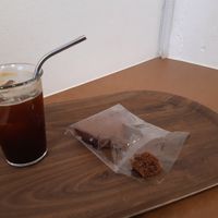 Americano and chocolate scone at Small Tree in Seoul