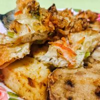 Texture of the veggie fritter at He Hua Vegetarian 荷花素食 in Central Singapore