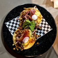 Tacos chorizo verde vegano. Jugoso, con sabor y toque picante que no te van a dejar indiferente, de verdad. Hay que comerlos. at Taquería La Lupe Alameda in Sevilla