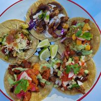 Mixed tacos at Taquería La Lupe Alameda in Sevilla