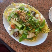 Crispy noodle stir fry at Thuong An lac in Honolulu