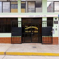 front view  at Salud y Vida in Huaraz