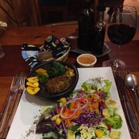 Habanero Vegano @ El Huerto in Stantiago
Caribbean salad (advocate and mango with mojo dressing and mint) Spicy black beans with baked pineapple, plantain chips and quinoa croquette. Also included was a tasting of squash curry with coconut milk  at El Huerto in Santiago