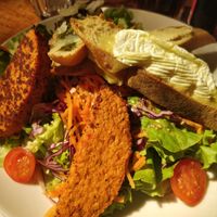 Vegetarian salad at Utopia in Bordeaux