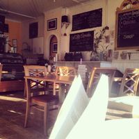 sunny afternoon at Passiflora in New Hartford