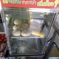 Baozi & Mantou (buns) at Veggie Vegan Buffet in Chiang Rai