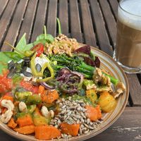 delicious bowl  at Snoopkraam in Hamburg