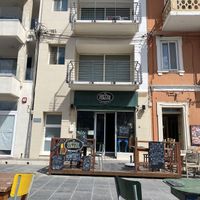 Outsidee  at Coffee Circus Joy in Marsalforn