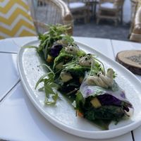 ROLLITOS VEGANOS DE ALGAS Y VEGETALES CON JENGIBRE Y WASABI  at A la Fresca in Denia