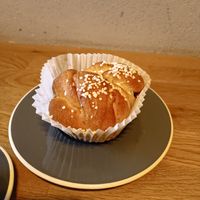 Cinnamon Roll at Qoffee in Malmo