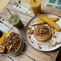 Açai bowl, matcha latte, vegan pancakes & smoothie  at JaJa Cafe & Spice in Koh Phi Phi