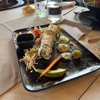 California roll (Aguacate, Zanahoria, Pepino)  at ARROI Restaurant in Bled