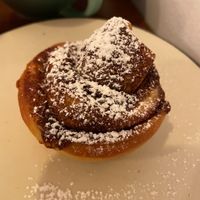 Cinnamon roll at Hygge in Lisbon